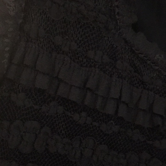 MSSP Max Studio M lined Lacey meshy top - Picture 7 of 8